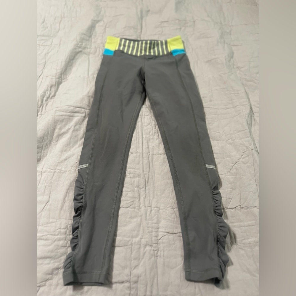 Ivivva Size  6 Leggings Gray Blue Green Rusched Legs